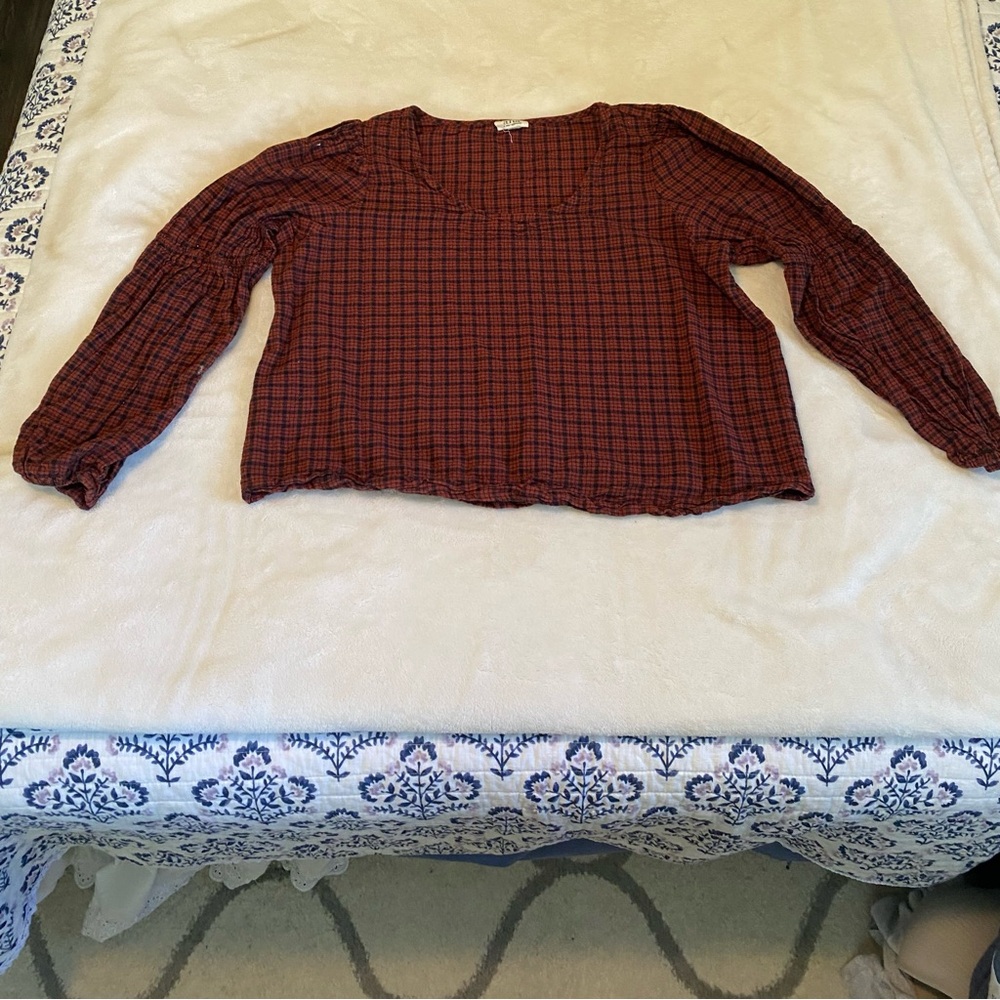 women’s fall plaid long sleeved blouse
